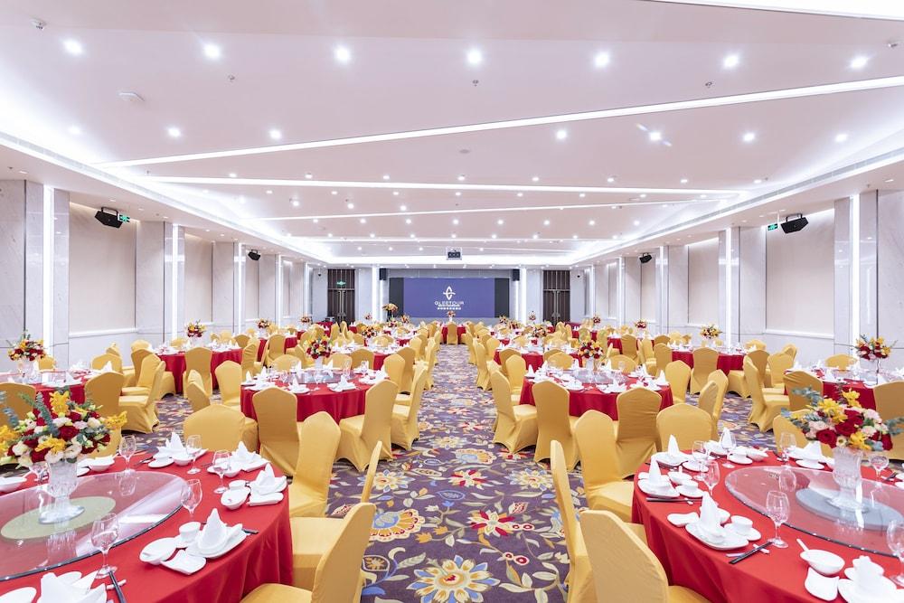 Seaview Gleetour Hotel Шънджън Екстериор снимка