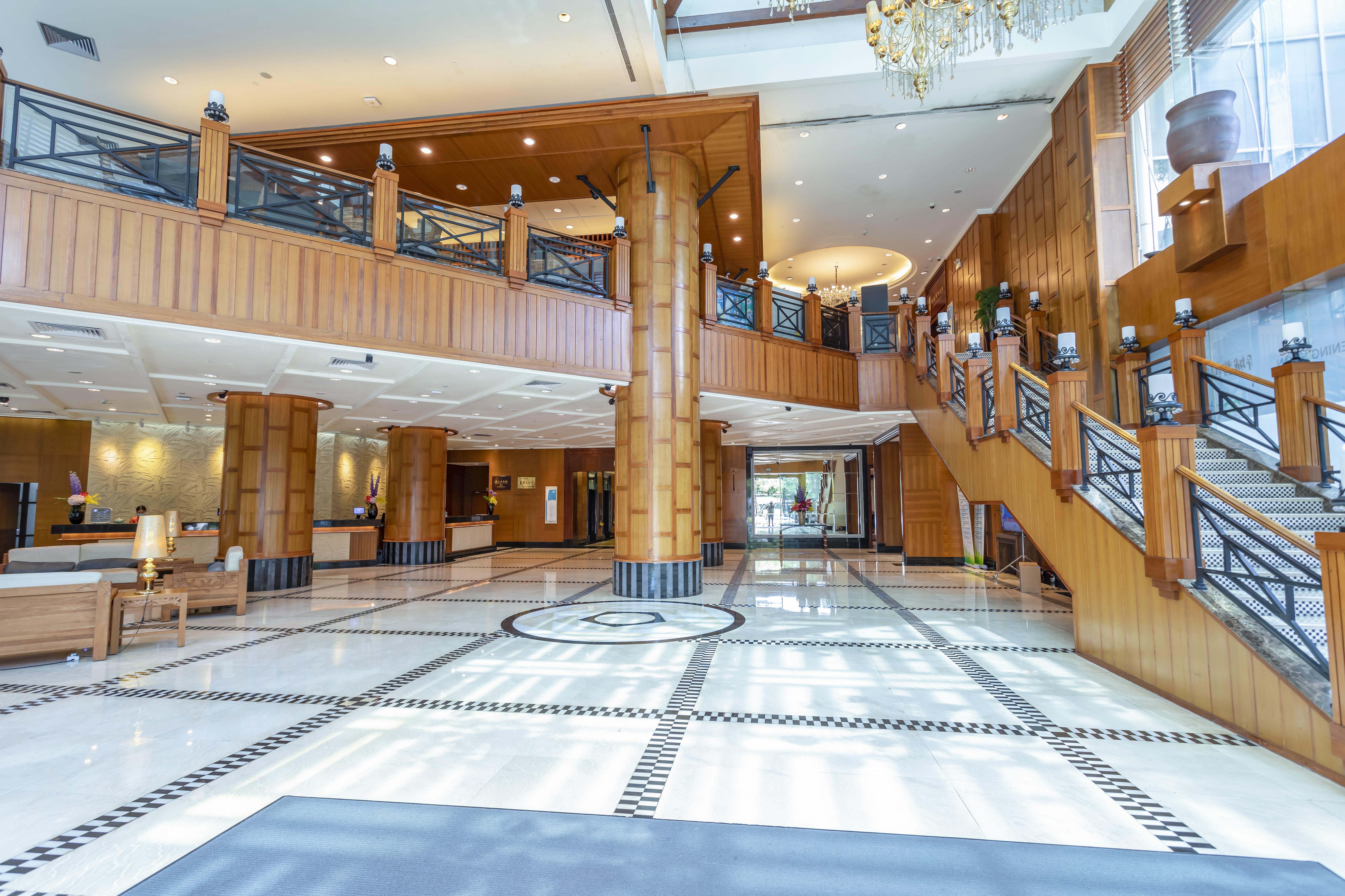 Seaview Gleetour Hotel Шънджън Екстериор снимка
