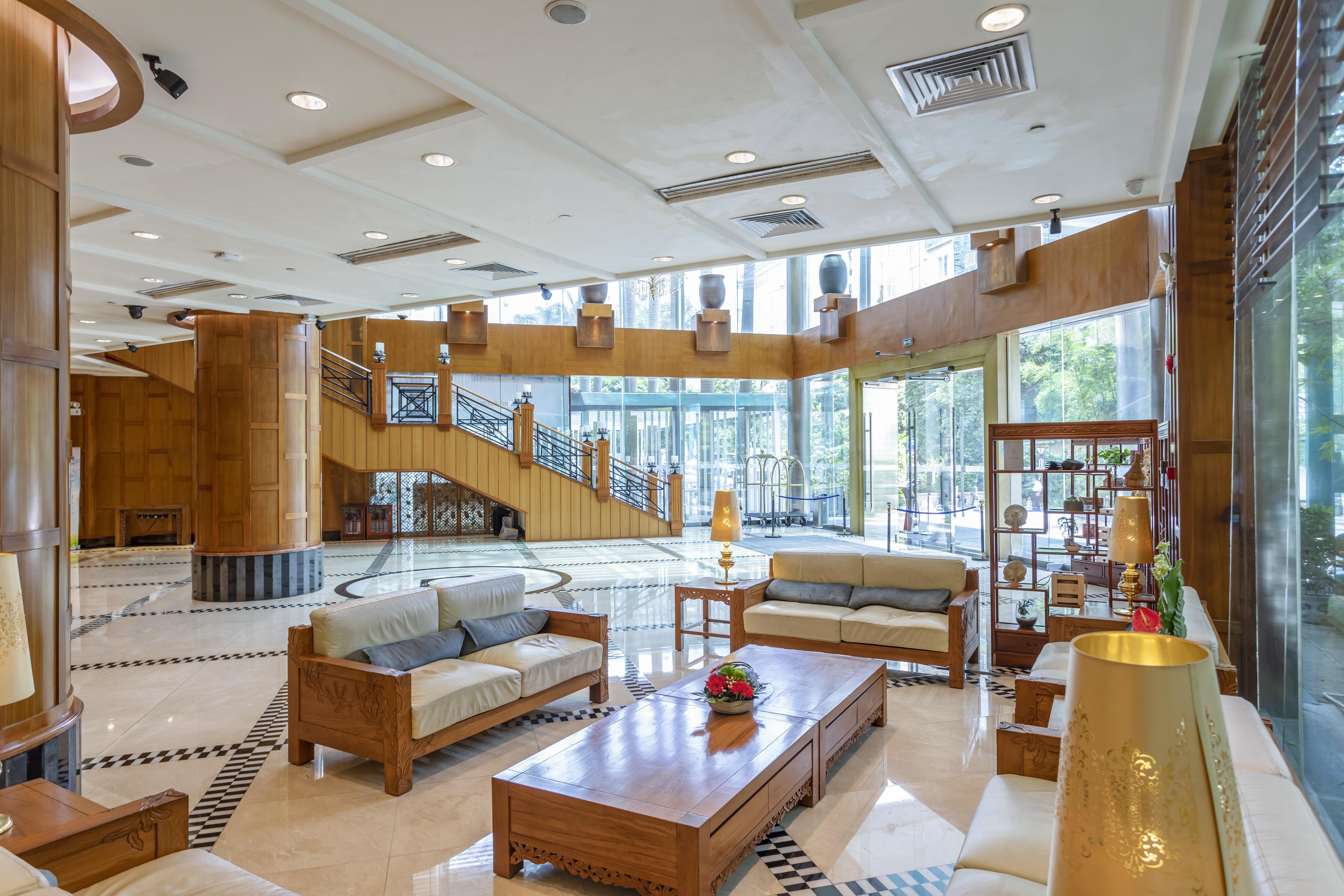 Seaview Gleetour Hotel Шънджън Екстериор снимка