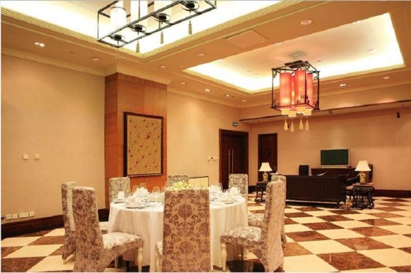 Seaview Gleetour Hotel Шънджън Екстериор снимка