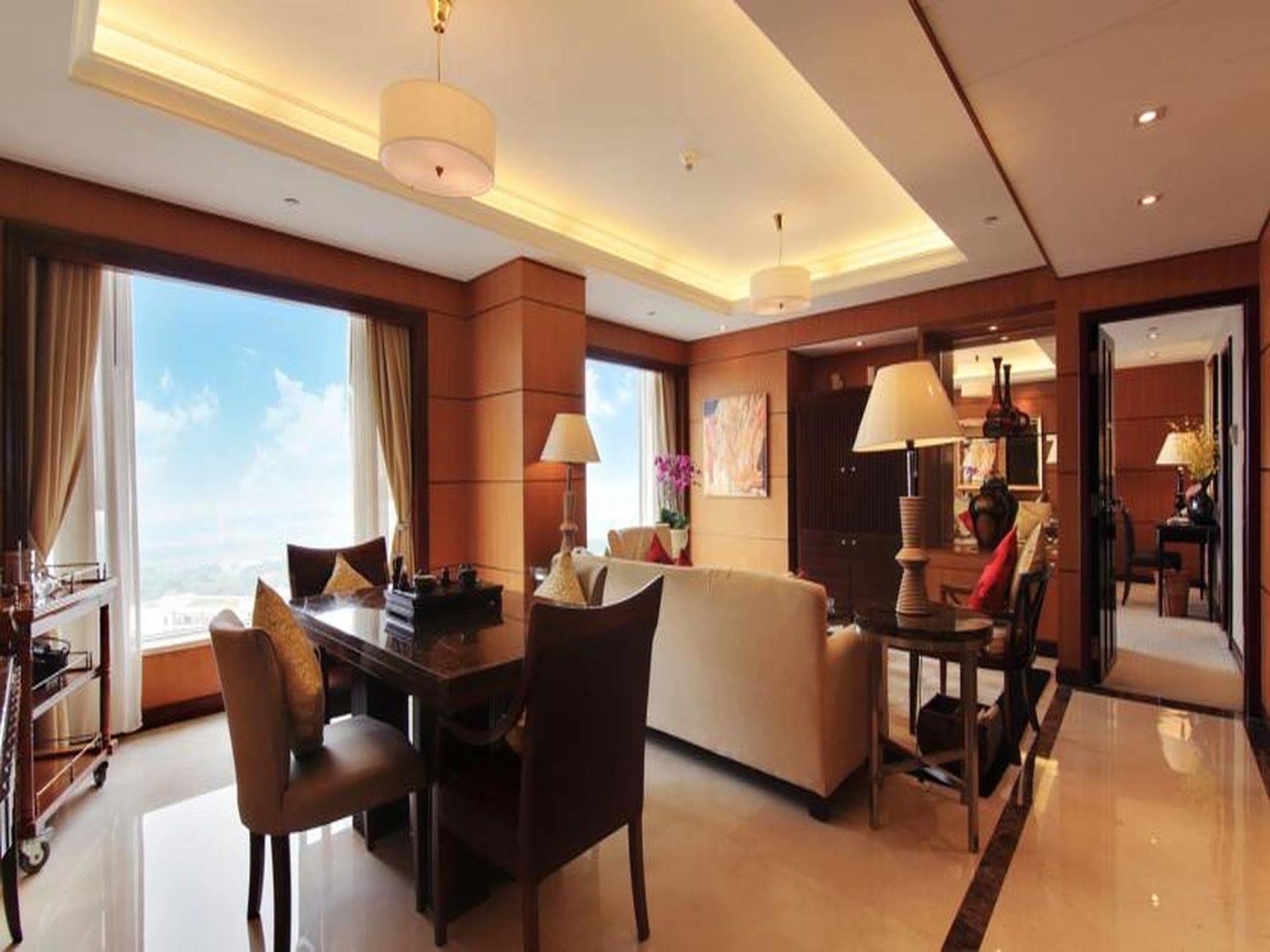 Seaview Gleetour Hotel Шънджън Екстериор снимка